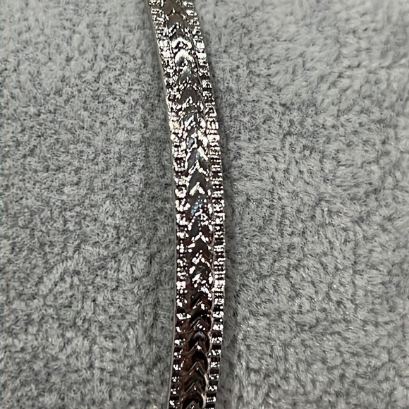 Stacking Hammered Bangle Bracelets - Picture 4 of 5